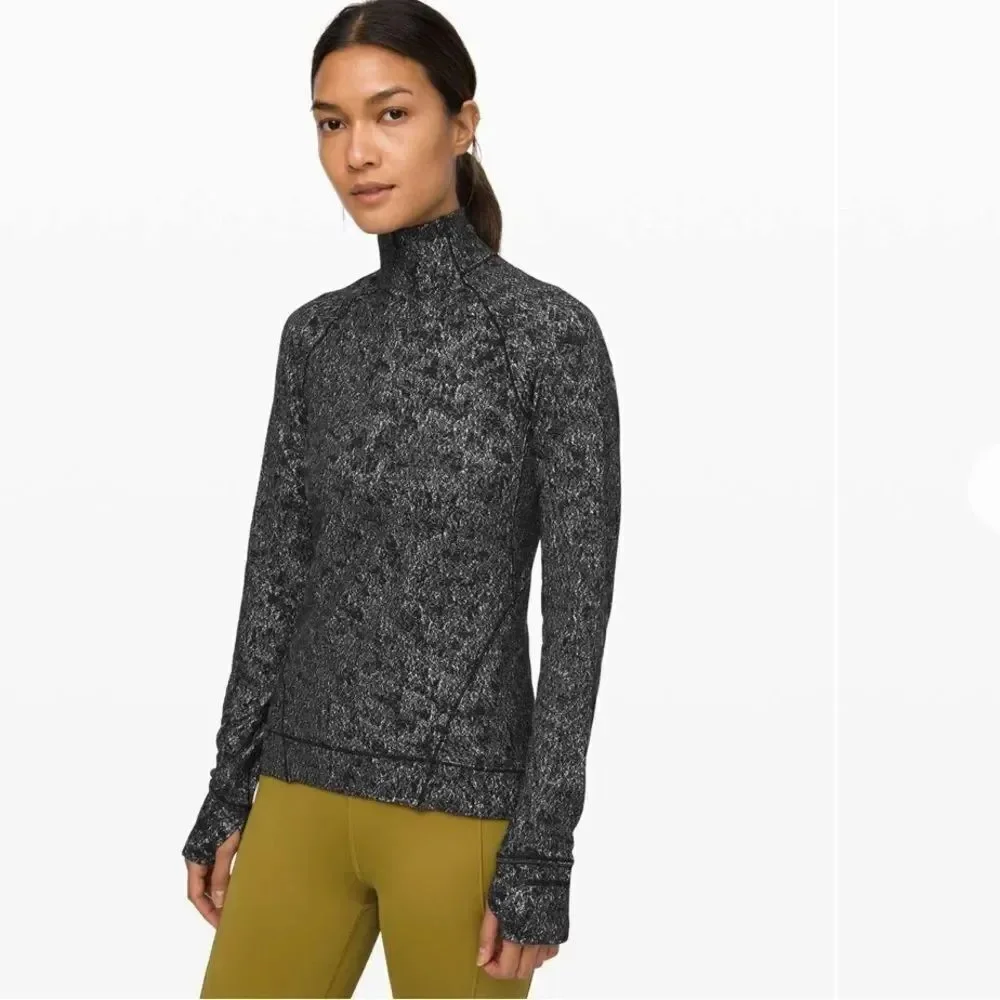 Lululemon Outrun the Elements 1/2 Zip in Misted Jacquard Black White